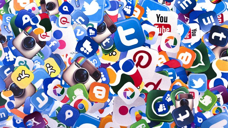 social-media-wallpapers-facebook-wallpapers-twitter-wallpapers-google-wallpapers-8-at-free-wall-arena